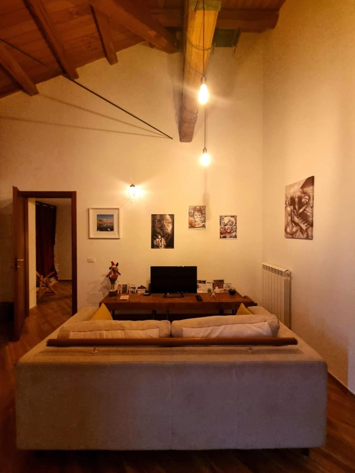 Civico16 Appartamento L'Aquila Bagian luar foto